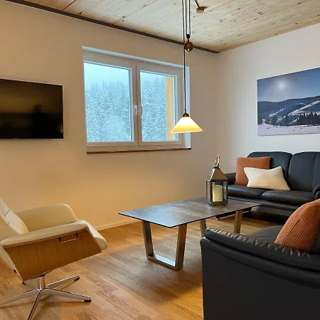 Apartment Haus Wiesenquelle, Deluxe-apartment 'feld & Berg' *